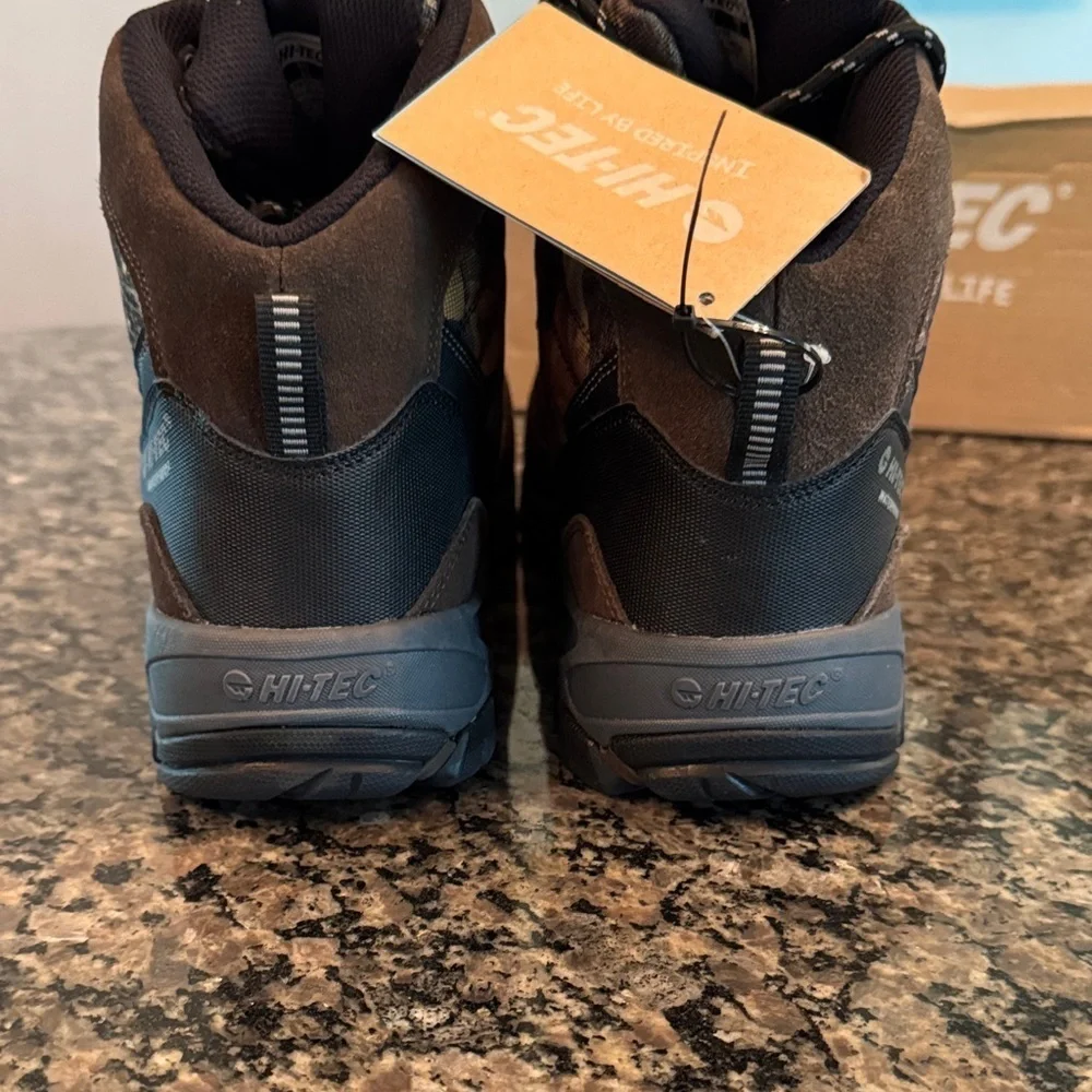 Hi-Tec dr tech waterproof Camouflage and Black Outdoor Boots NWT 9